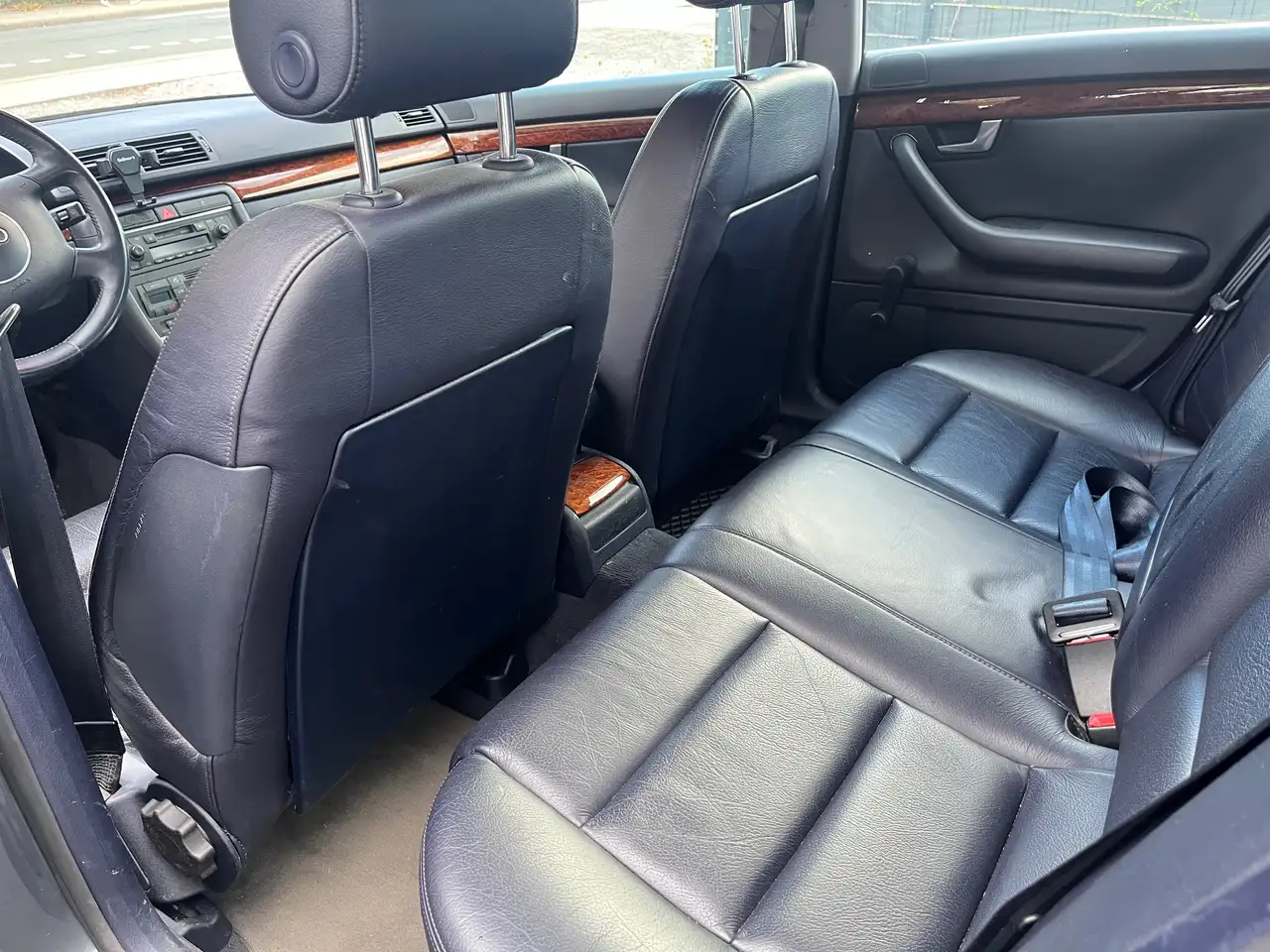 Audi A4 2.0 multitronic, foto 7