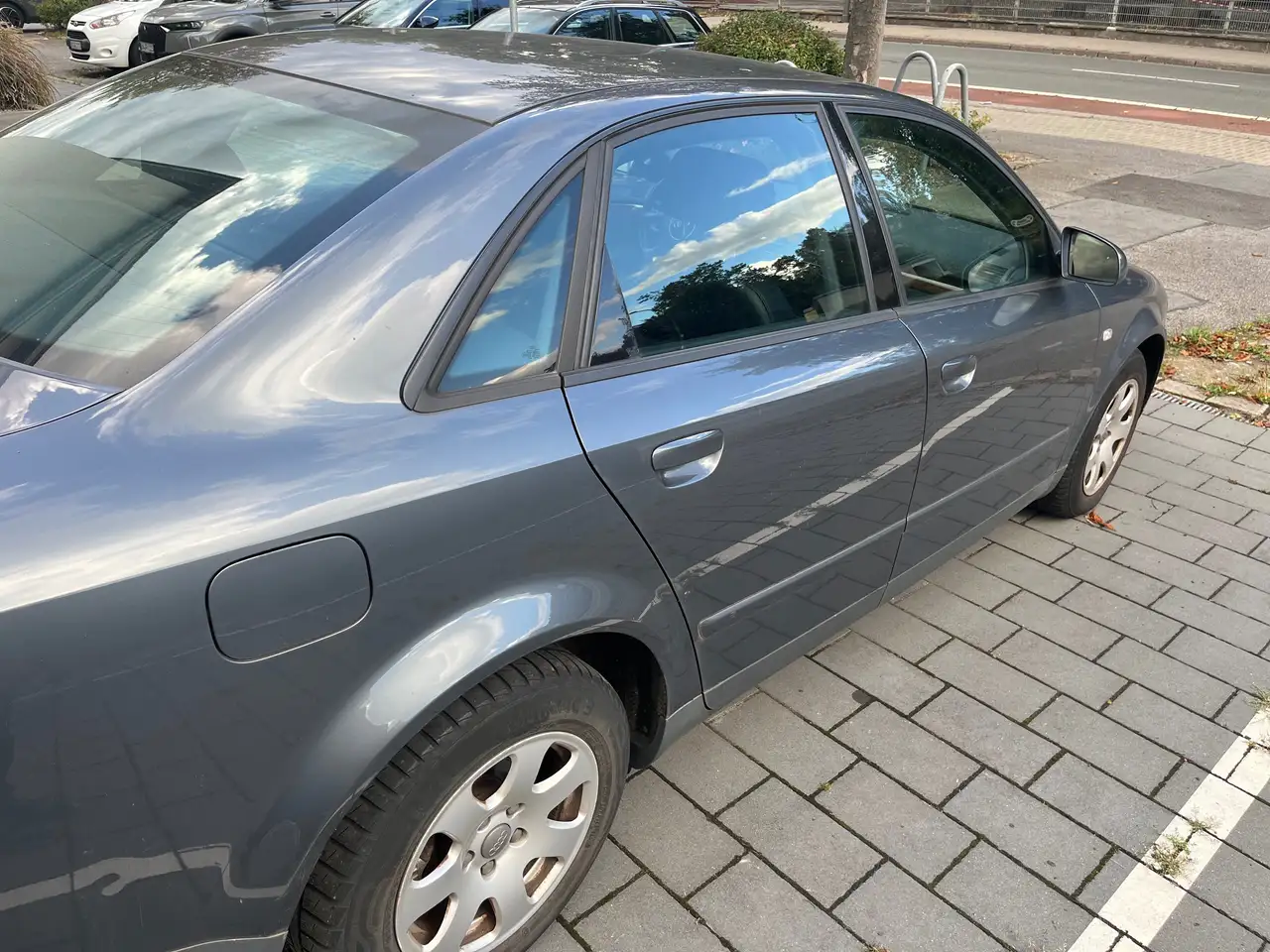 Audi A4 2.0 multitronic, foto 4
