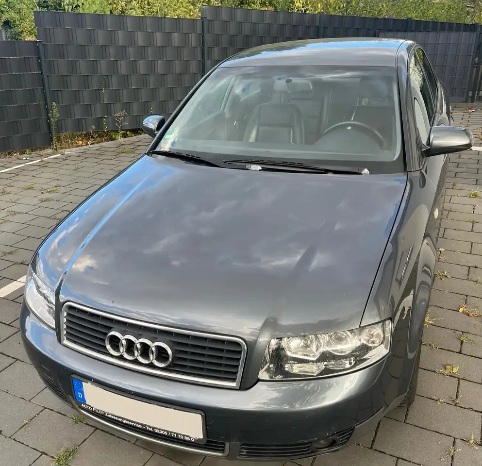 Audi A4 2.0 multitronic, foto 1