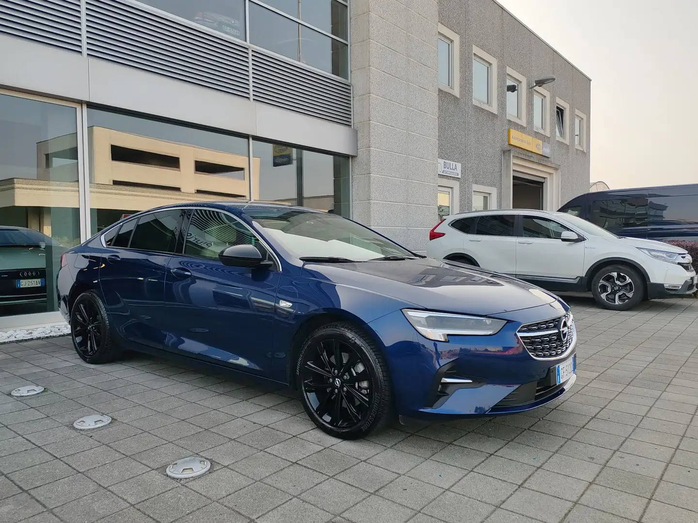 Opel Insignia 2.0 CDTI 174cv auto AWD Grand Sport Elegance LED Blu/Azzurro - 2
