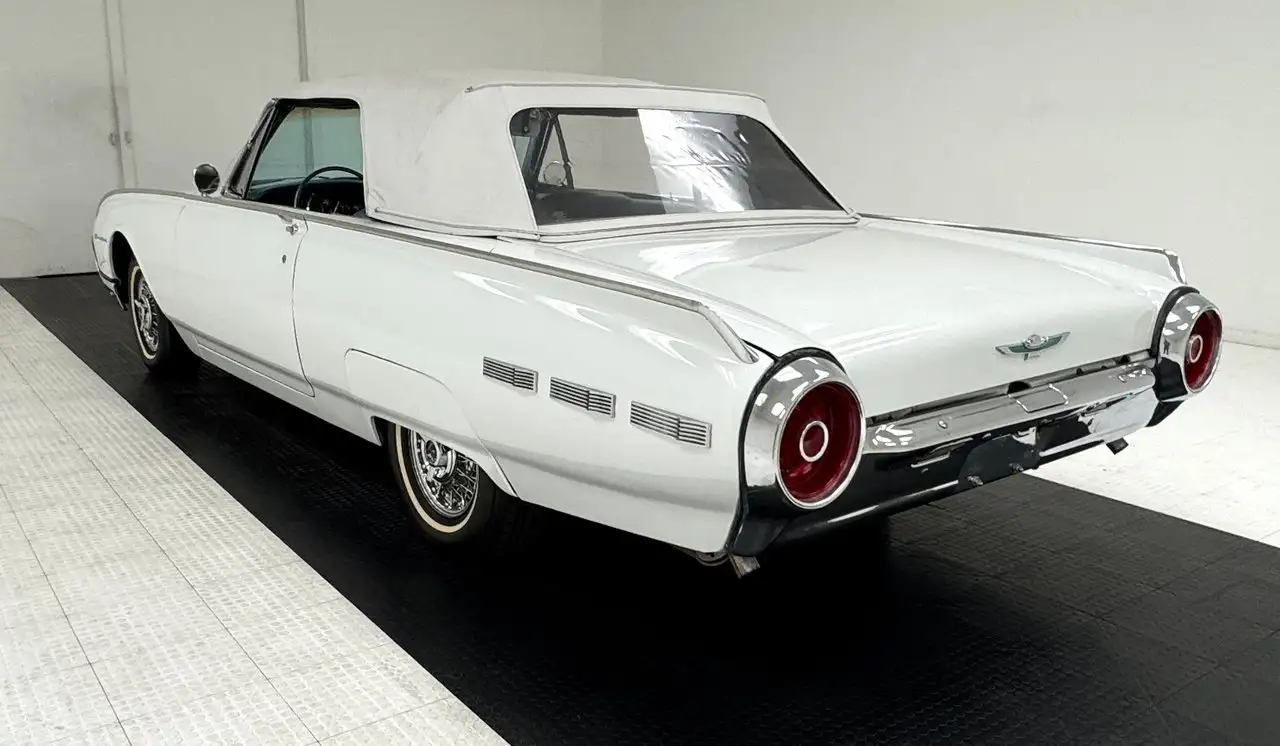 Ford Thunderbird Convertible, foto 5