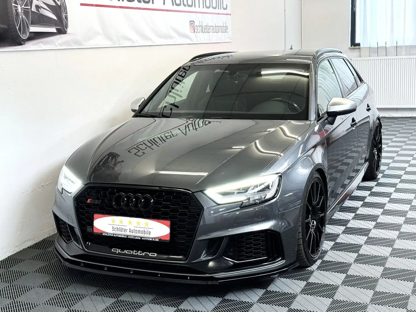Audi RS3 2.5 TFSI*500 PS*Carbon Lenkrad*KW*Eventuri* Grau - 1