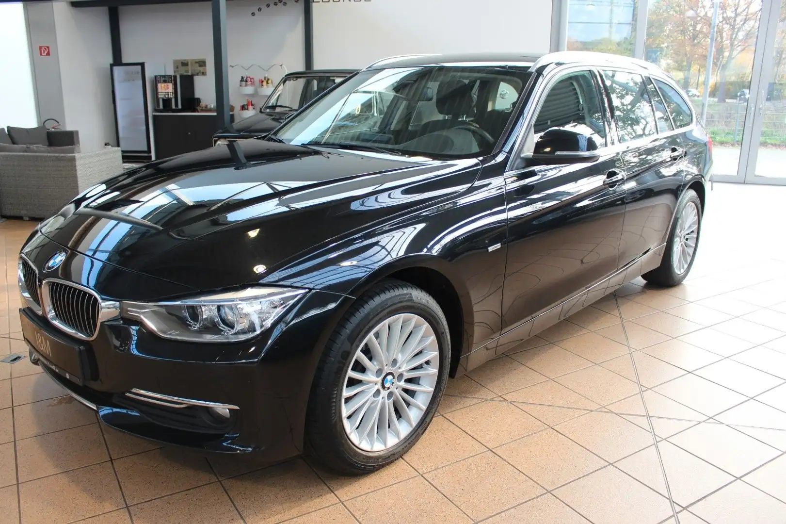 BMW 320 d xDrive Touring Luxury+HUD+Navi+SHZ+Xenon+ Nero - 2