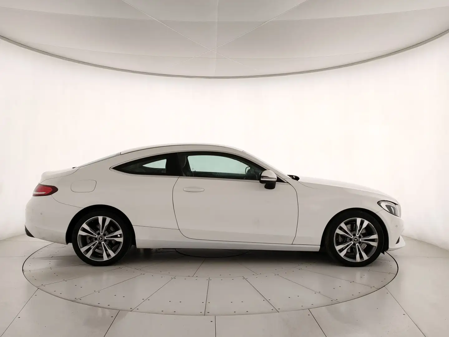 Mercedes-Benz C 250 C Coupe 250 d Sport auto Bianco - 2