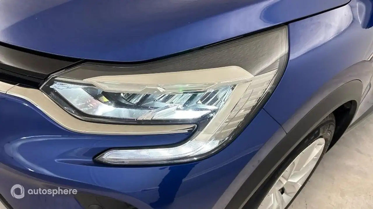 Renault Captur — photo 17