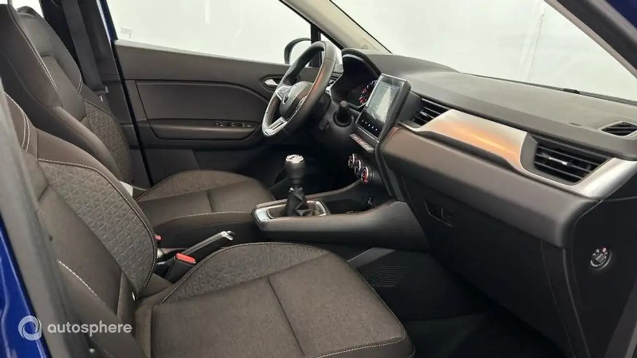 Renault Captur — photo 15