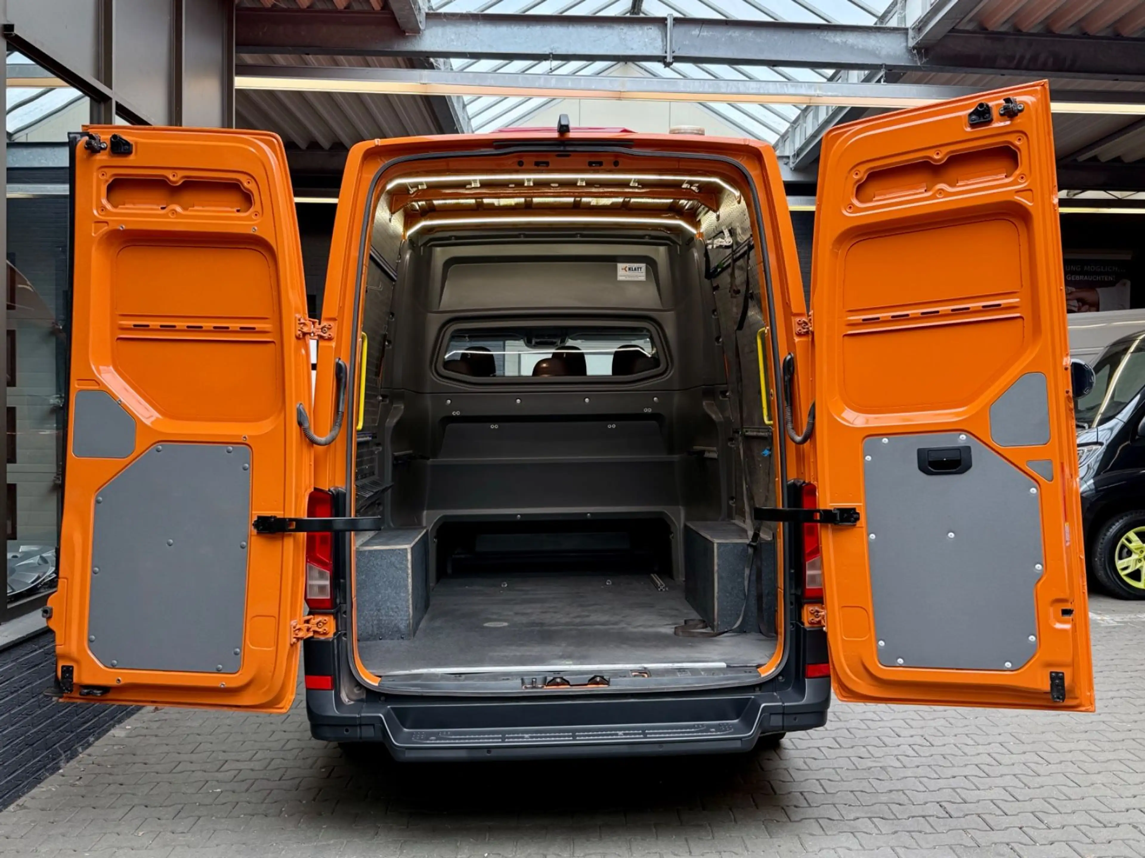 Volkswagen Crafter 2.0 TDI L3H3 DOKA 6-SITZER CAM KLIMA SHZ — photo 9
