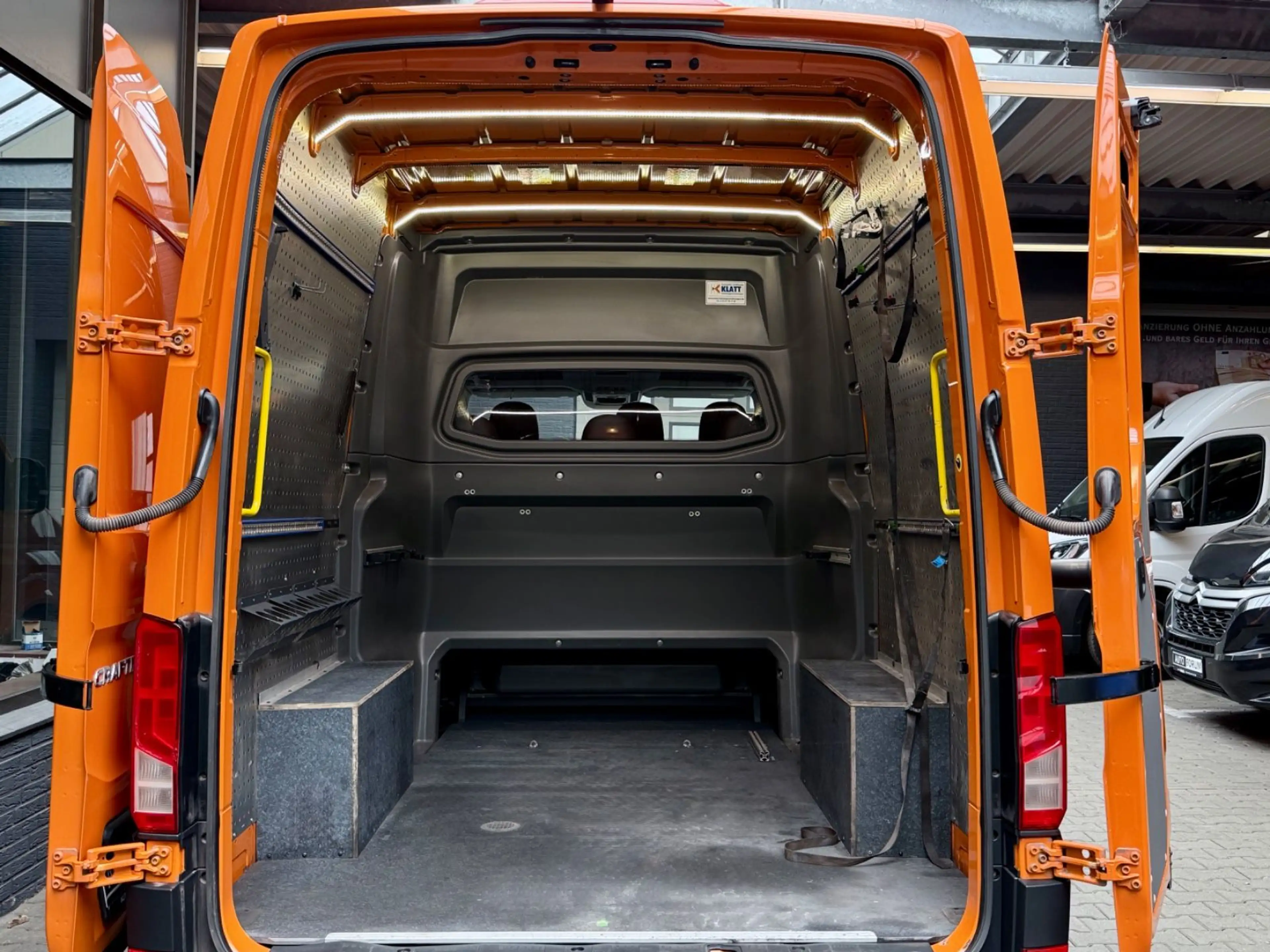 Volkswagen Crafter 2.0 TDI L3H3 DOKA 6-SITZER CAM KLIMA SHZ — photo 10