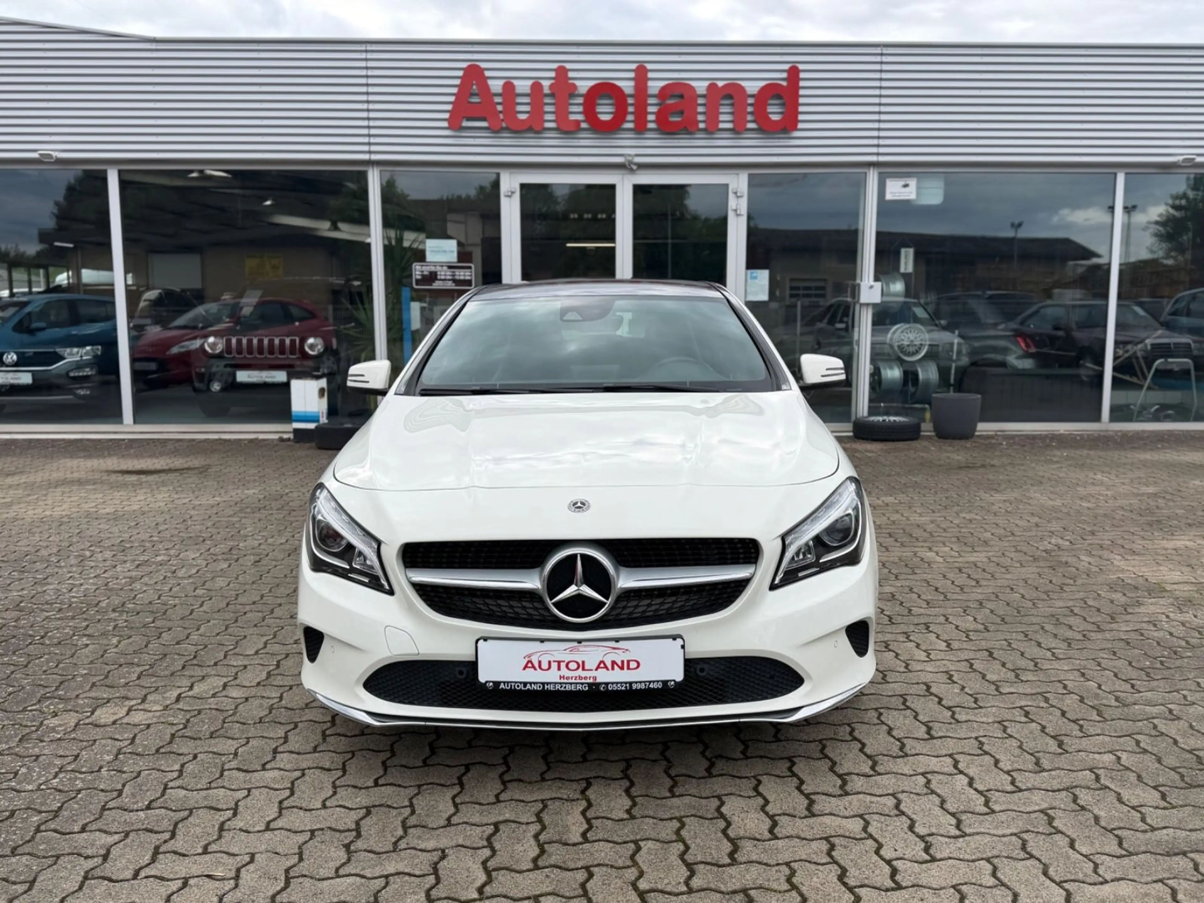 Mercedes-Benz CLA 220 CLA 220*Shooting Brake*4Matic*PANO*SHZ*NAVI*LED* — photo 2