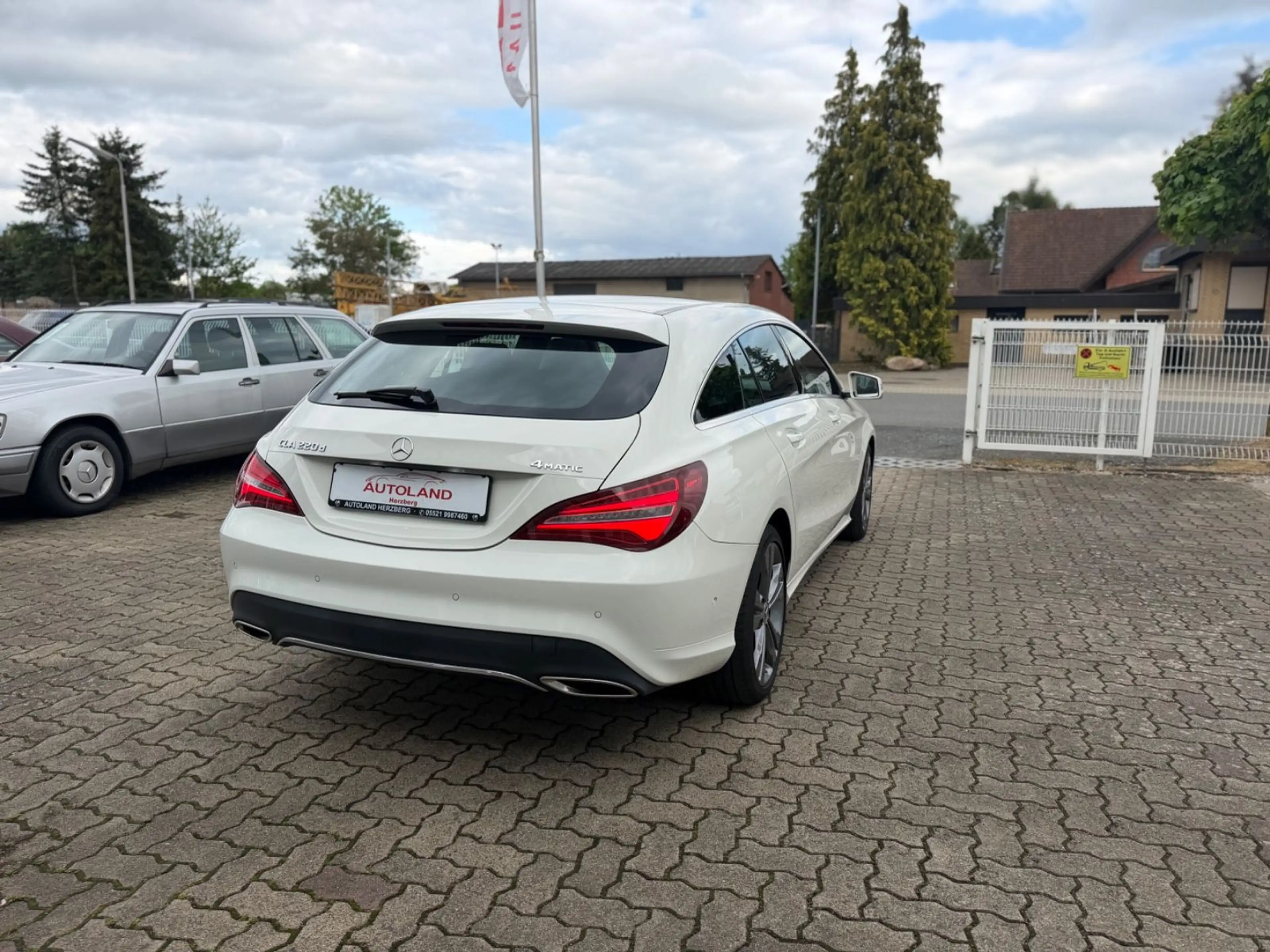 Mercedes-Benz CLA 220 CLA 220*Shooting Brake*4Matic*PANO*SHZ*NAVI*LED* — photo 5