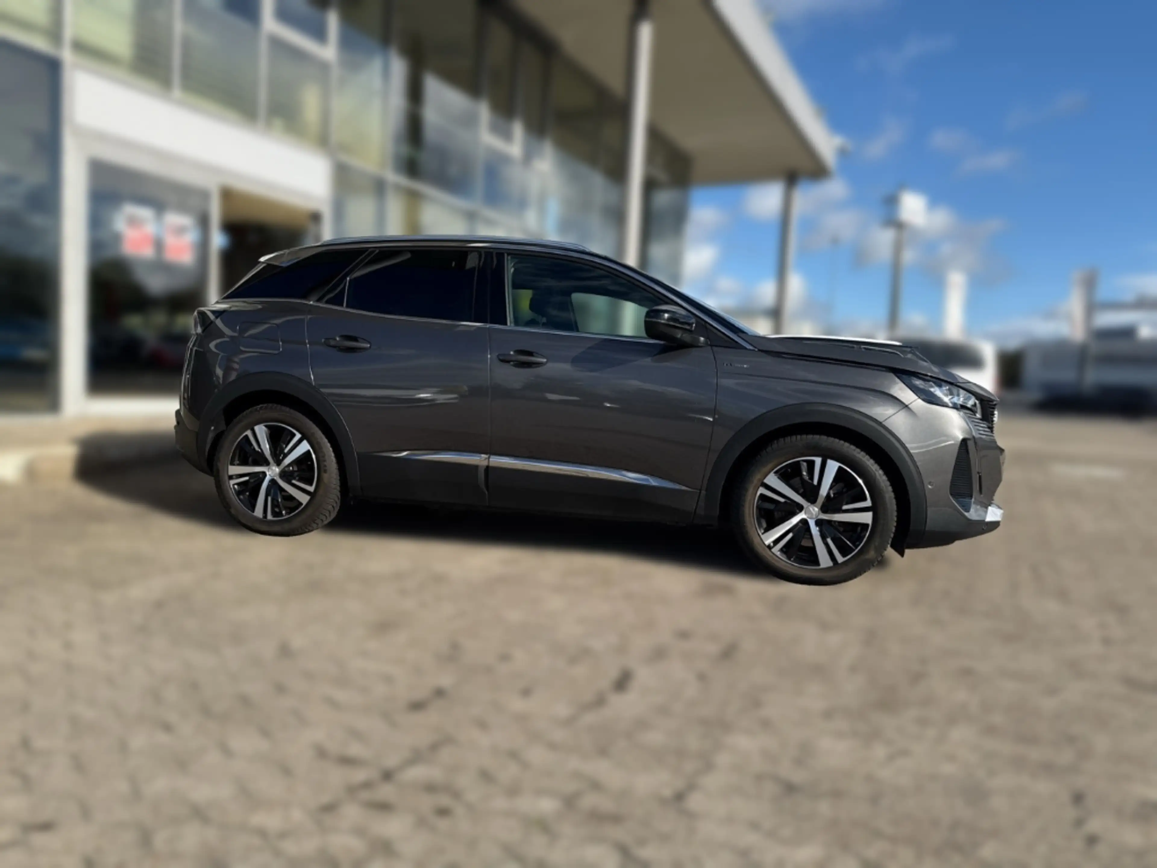 Peugeot 3008 Hybrid 225 GT AHK-abnehmbar El. Panodach Navi Digi — photo 6