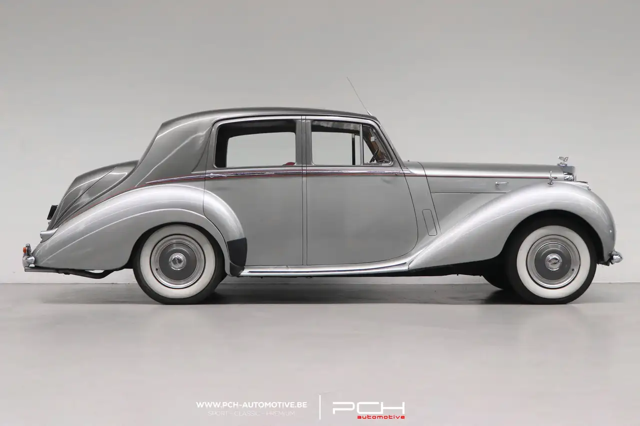 Bentley Type R Saloon, foto 4