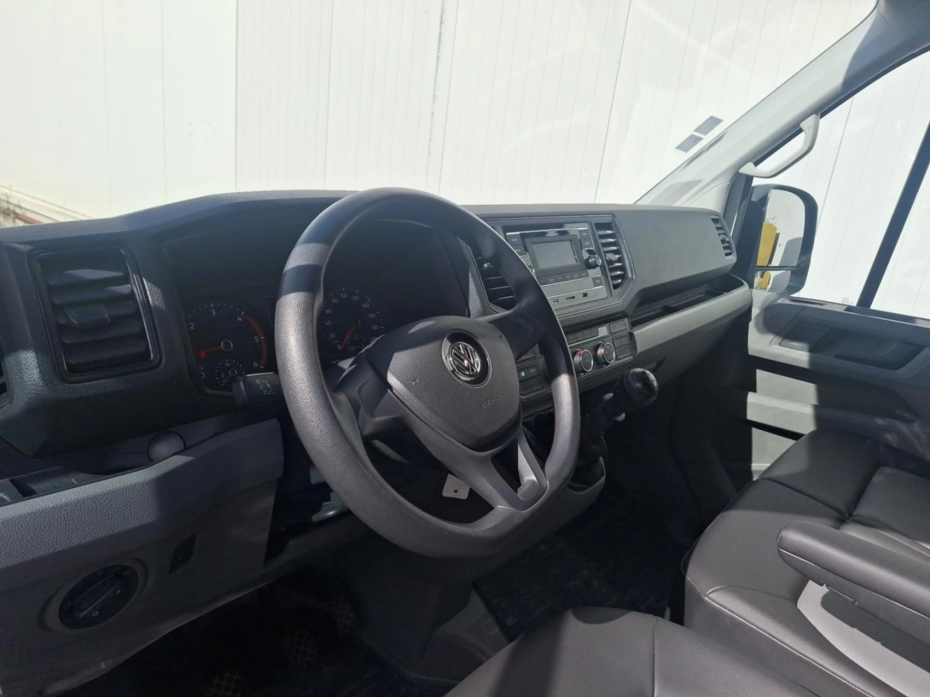 Volkswagen Crafter 2.0 CR TDi L3H3 *TREKHAAK*AIRCO*RADIO*HOUTEN VLOER — photo 8