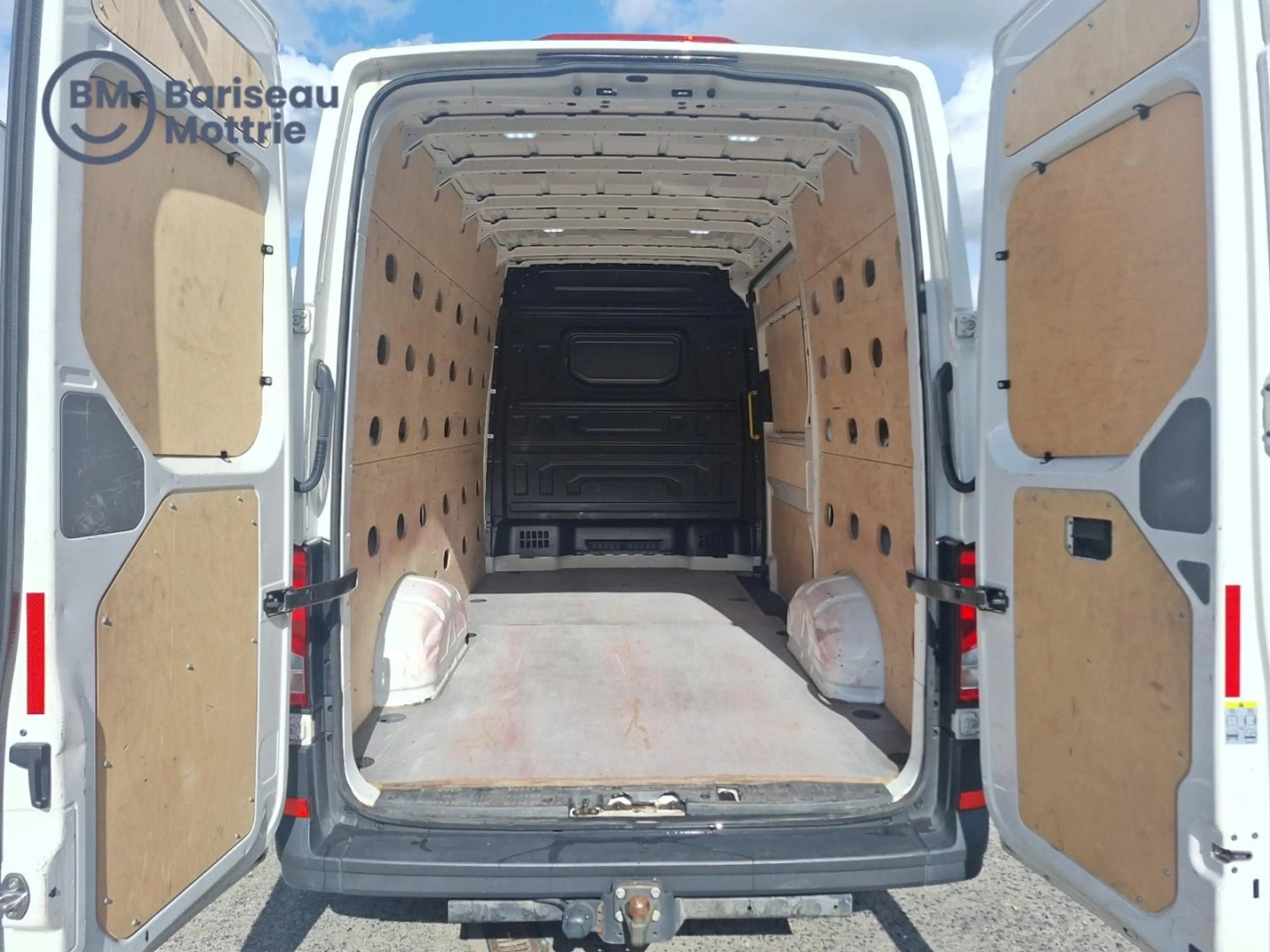 Volkswagen Crafter 2.0 CR TDi L3H3 *TREKHAAK*AIRCO*RADIO*HOUTEN VLOER — photo 6