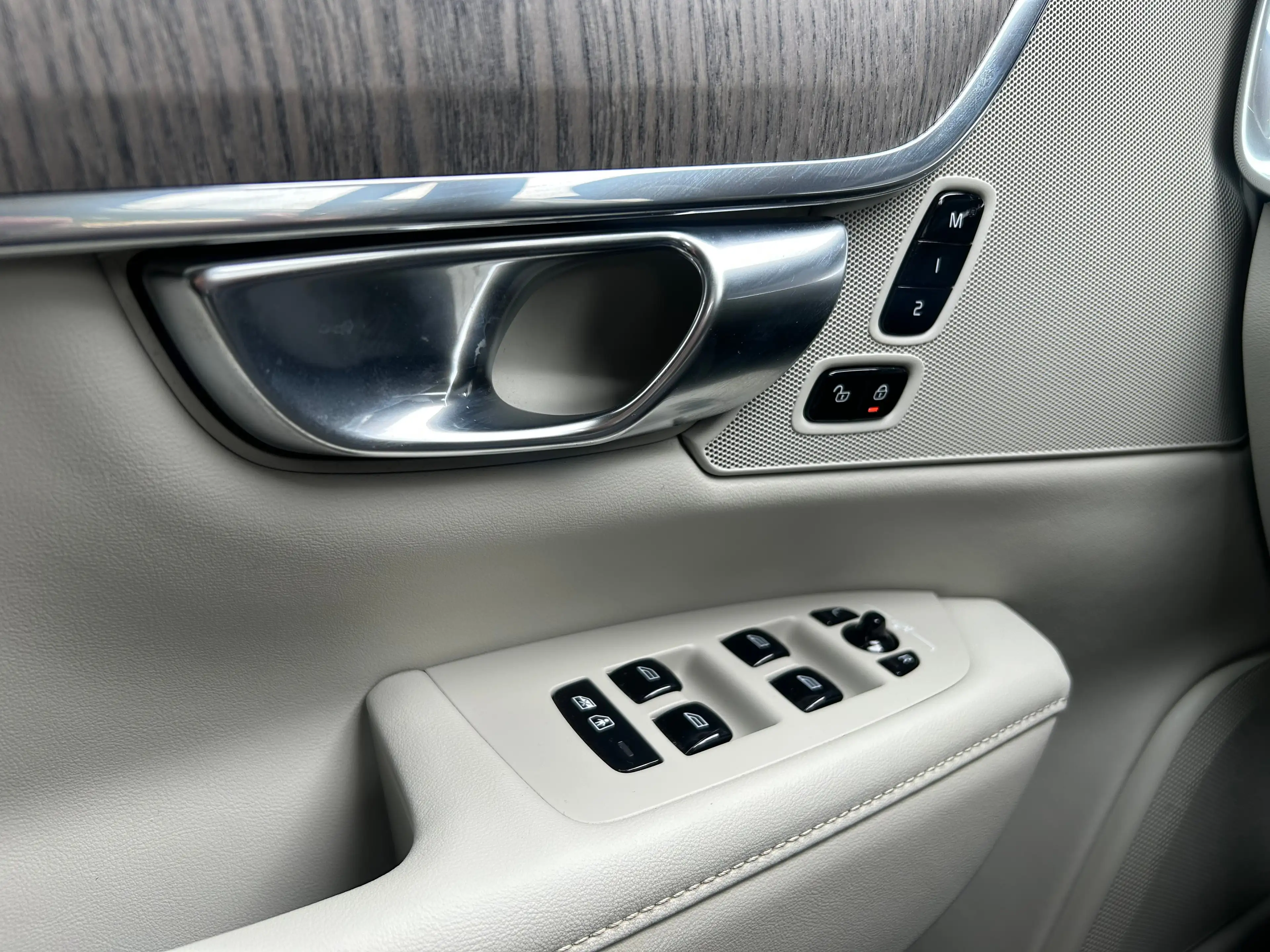 Volvo V90 Long Range 2.0 T6 Plug-in hybrid AWD Core Bright | — photo 11