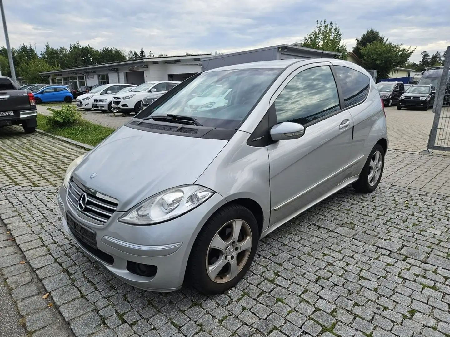 Mercedes-Benz A 170 A 170 - TÜV 10.2026. - Grau - 2