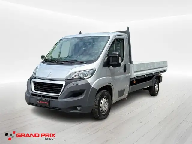Peugeot Boxer 335 2.2 HDi/130CV FAP PLM Autocarro