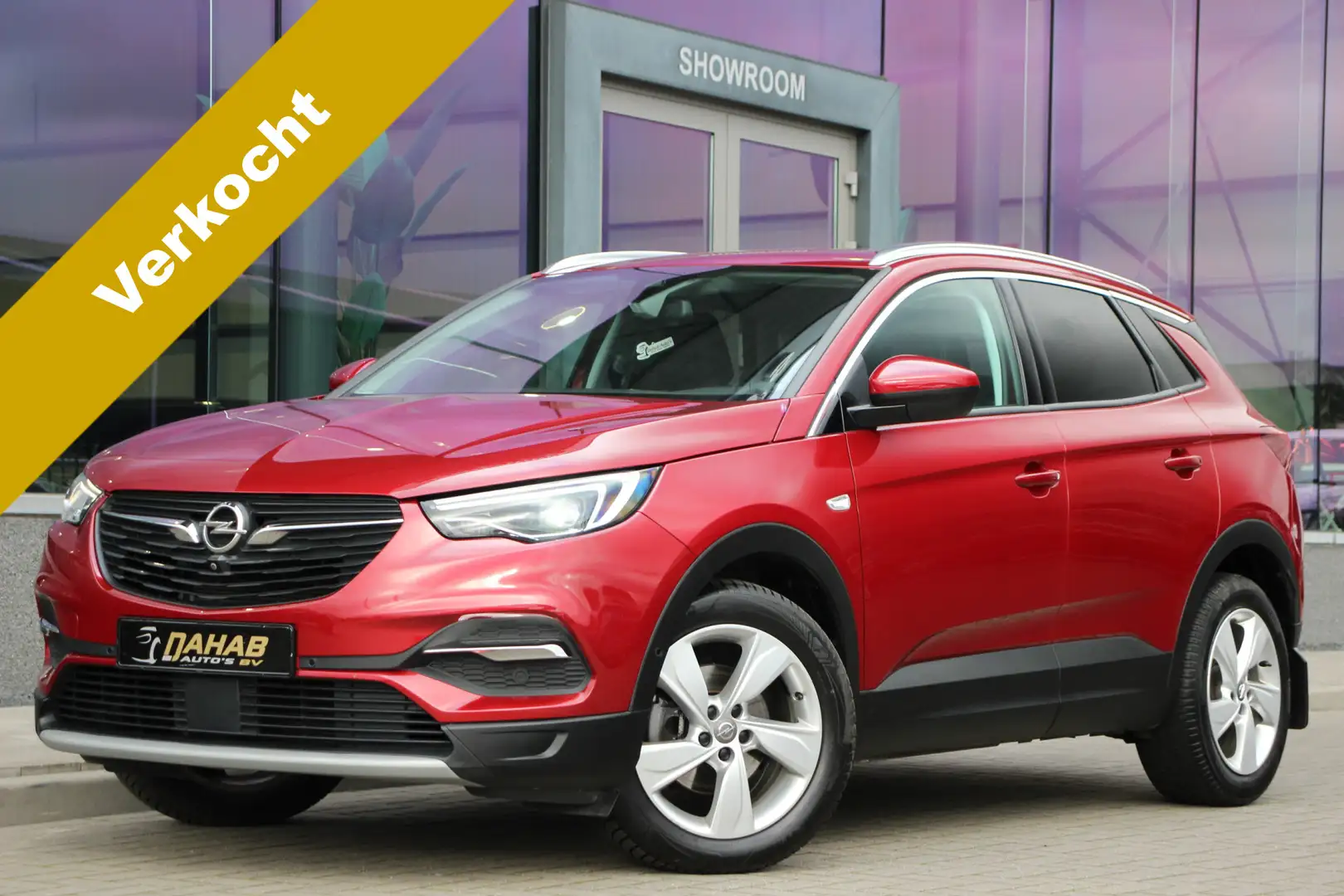 Opel Grandland X 1.2 Turbo Business Executive | Camera | Keyless | Rood - 1