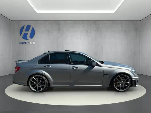 Mercedes-Benz C 63 Amg view 7