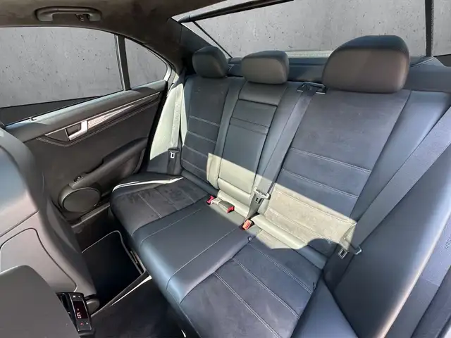 Mercedes-Benz C 63 Amg view 13