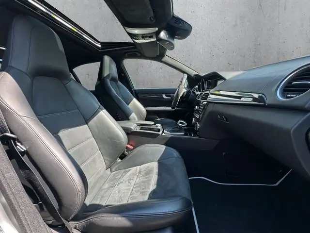 Mercedes-Benz C 63 Amg view 15