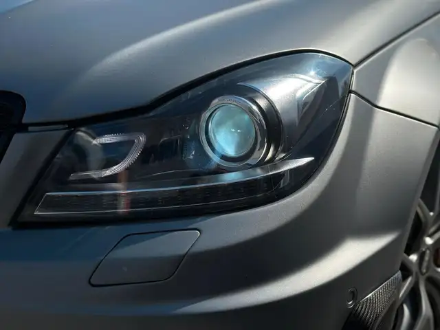 Mercedes-Benz C 63 Amg view 9