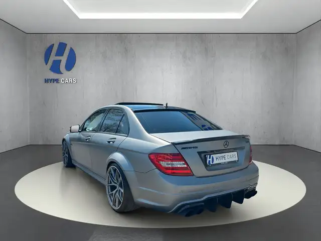 Mercedes-Benz C 63 Amg view 5