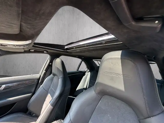 Mercedes-Benz C 63 Amg view 11