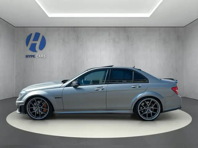 Mercedes-Benz C 63 Amg view 6