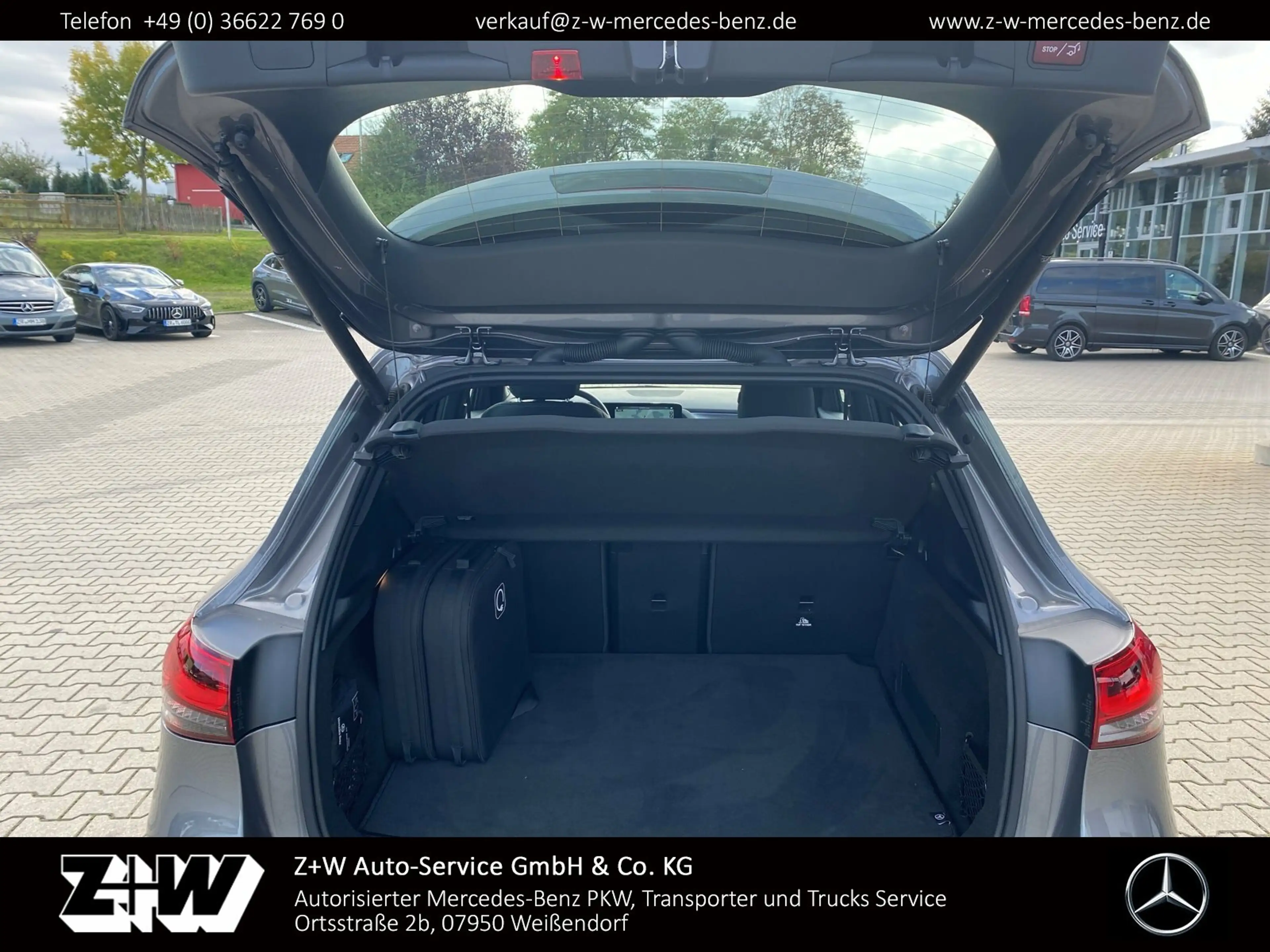 Mercedes-Benz EQA 250 EQA 250 MOUNTAINGRAU*ARTICO* Progressive Navi/LED — photo 9