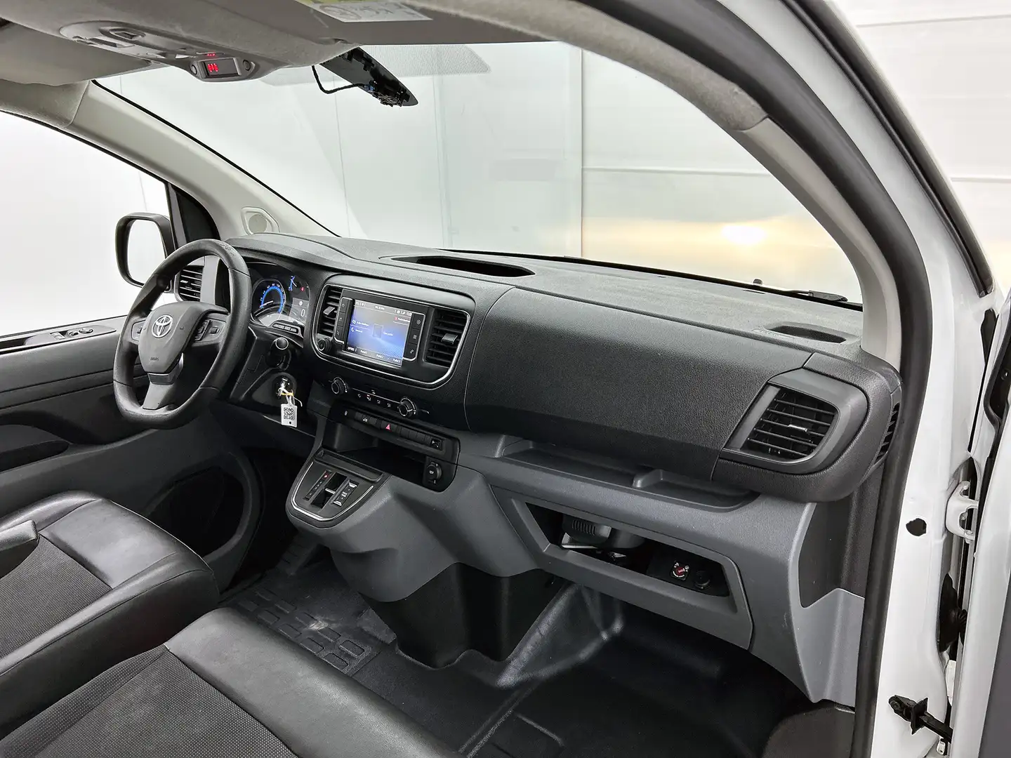 Toyota Proace Electric Worker L2 Extra Range 75KWh / SOH 90% / 3 Blanc - 2