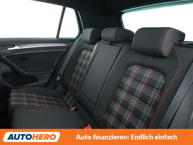 Volkswagen Golf view 14