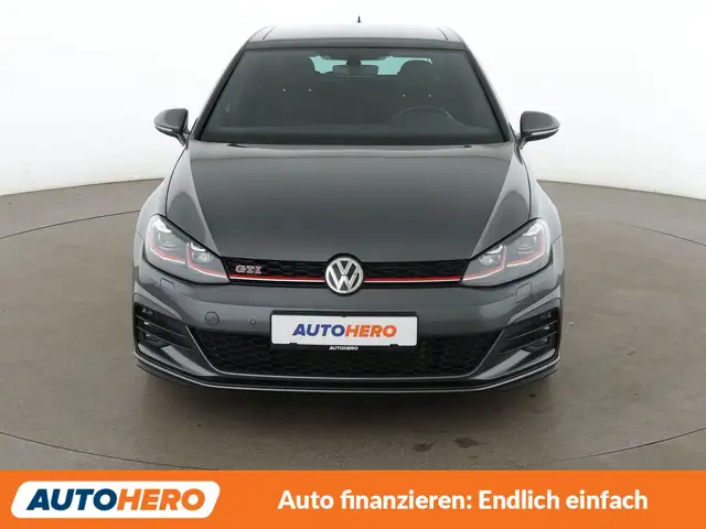 Volkswagen Golf view 9