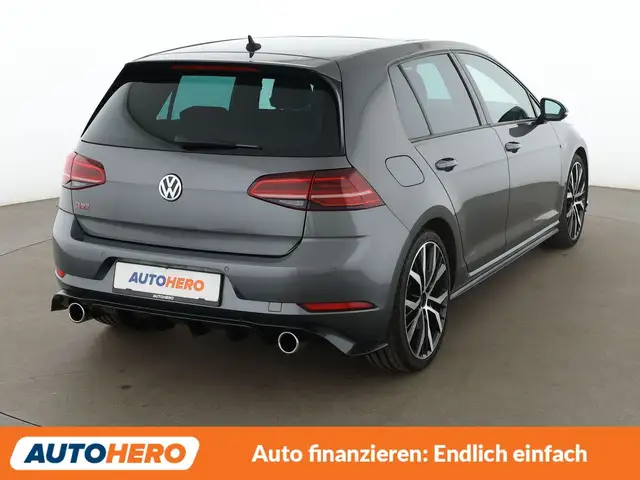 Volkswagen Golf view 6