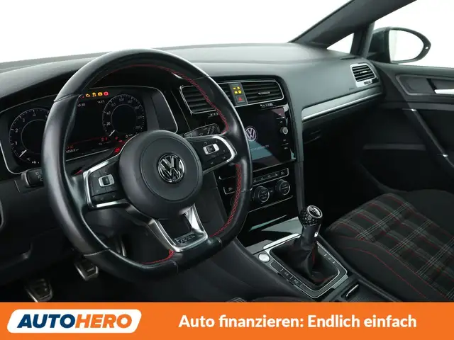 Volkswagen Golf view 11