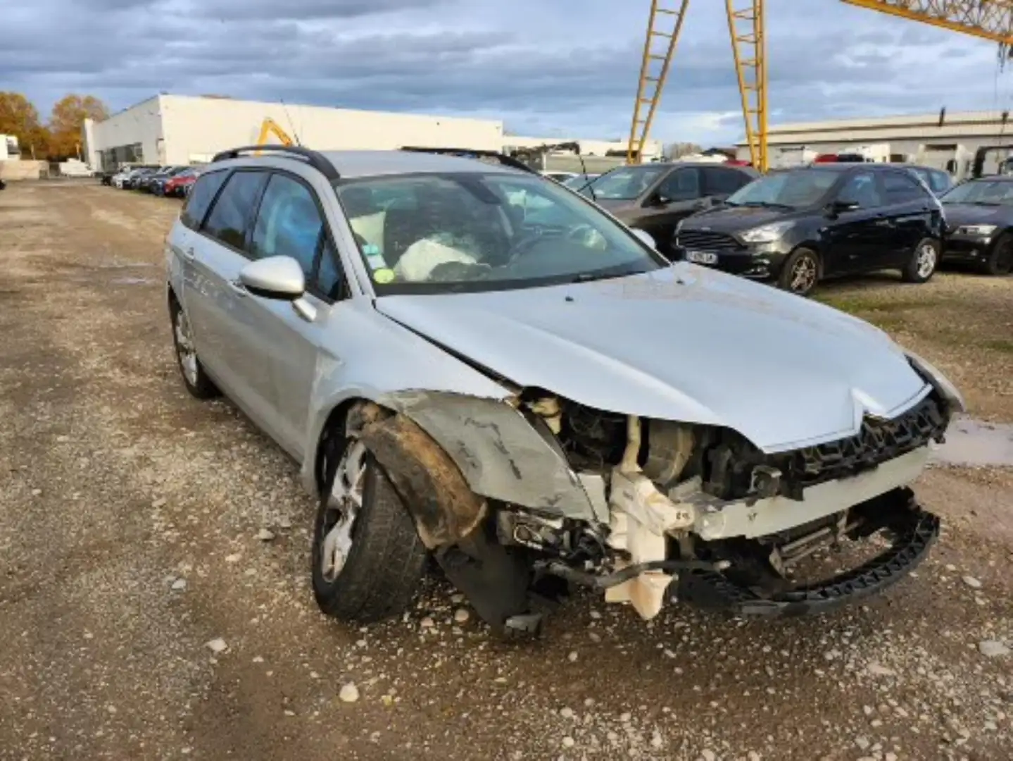 Citroen C5 2L Tourer HDi 140 FAP Millenium Gris - 1