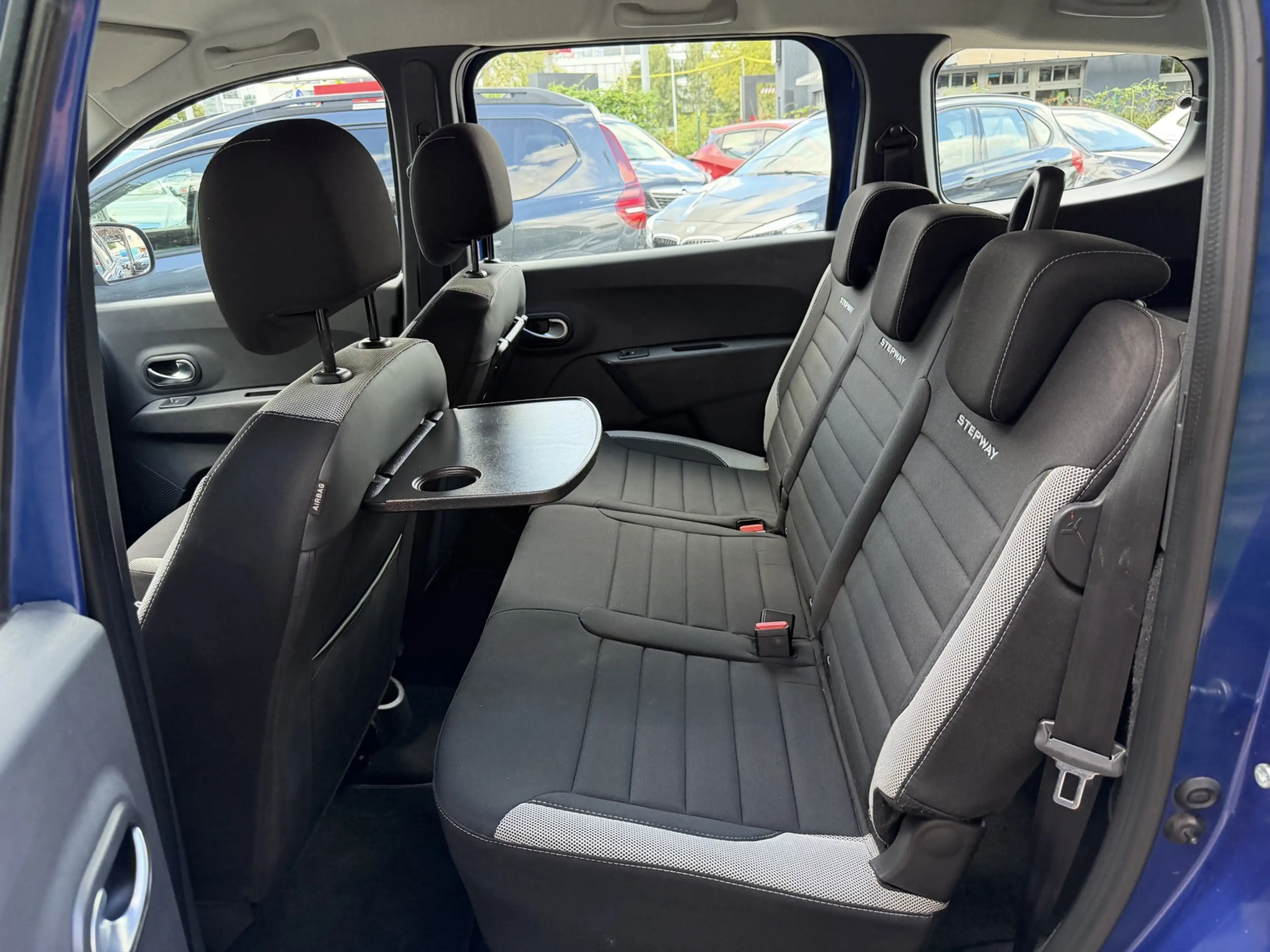Dacia Lodgy Stepway *7 Sitzer*Navi*Rückfahr Cam* — photo 13