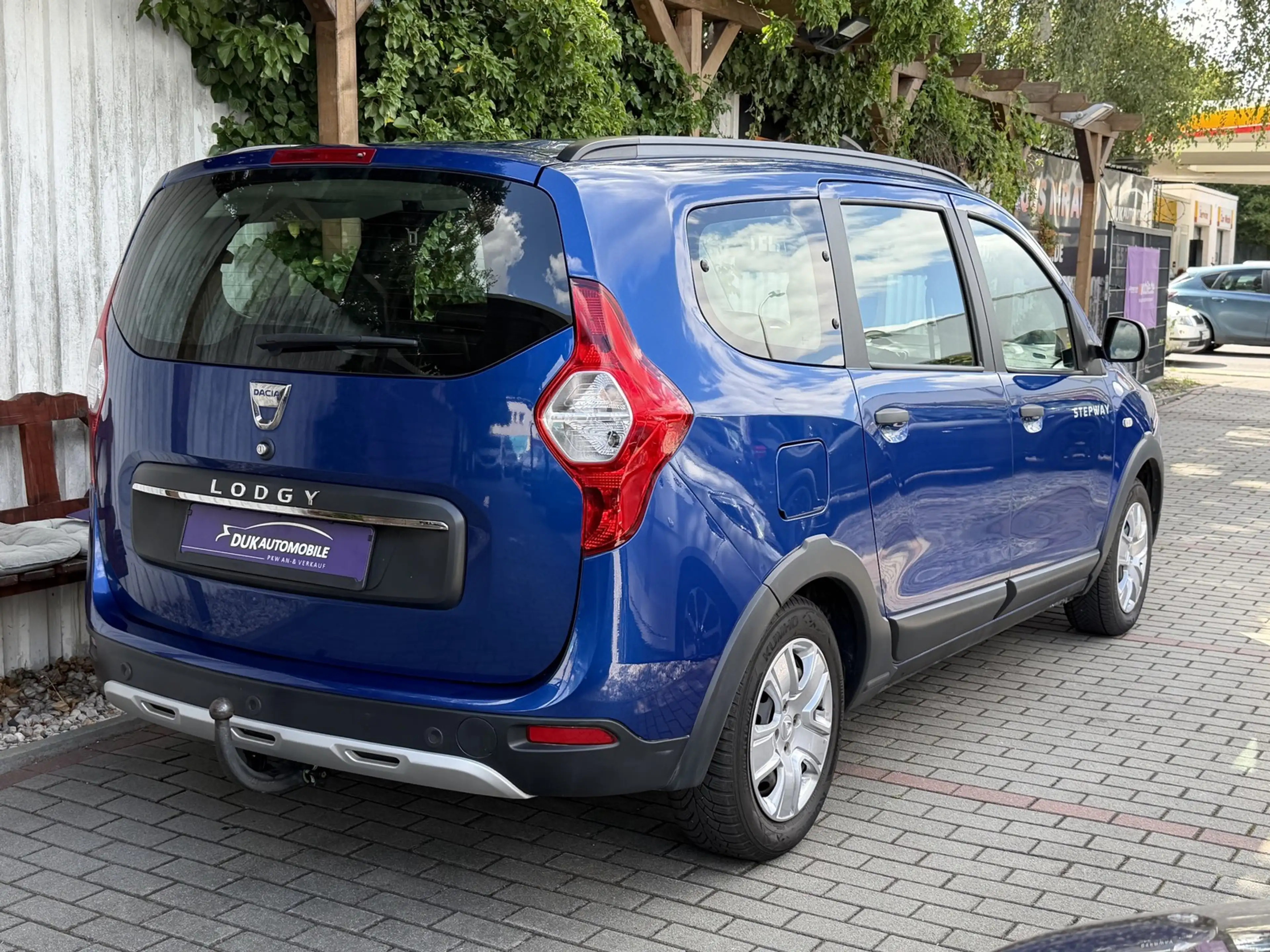 Dacia Lodgy Stepway *7 Sitzer*Navi*Rückfahr Cam* — photo 3