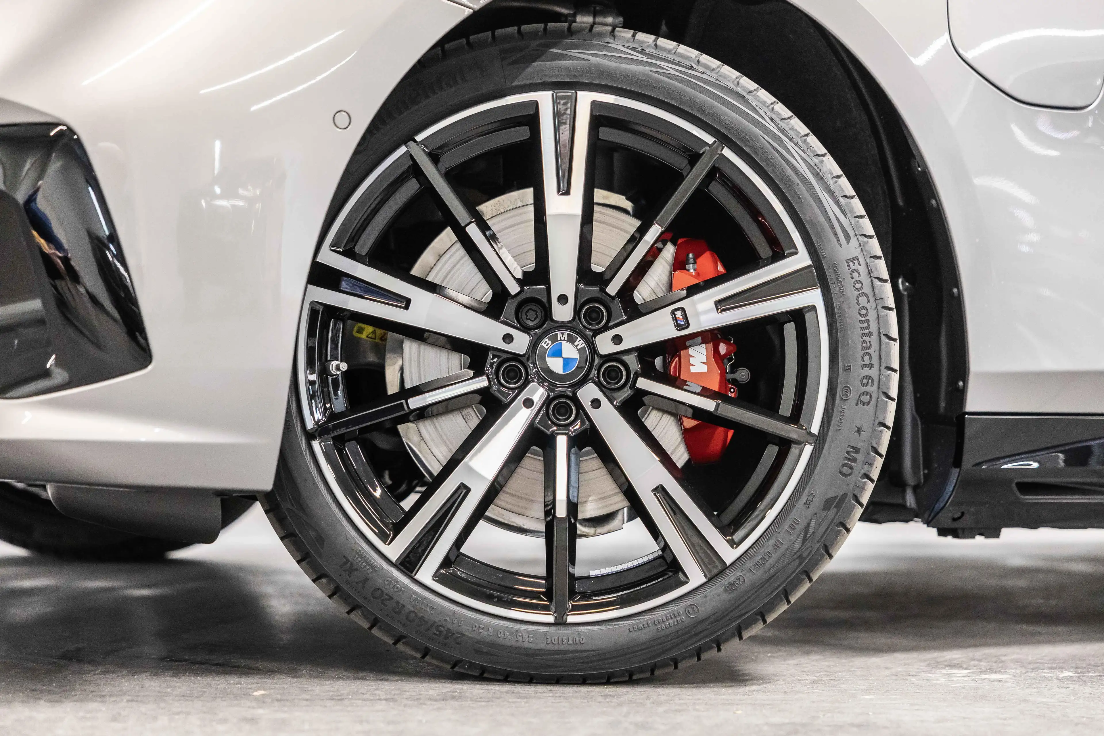 BMW 530 530e Touring M Sport Pro | PANO | B&W | TREKHAAK | — photo 4
