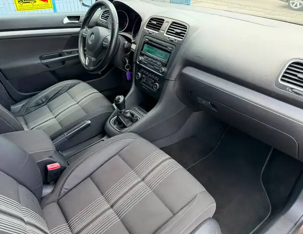 Volkswagen Golf view 10