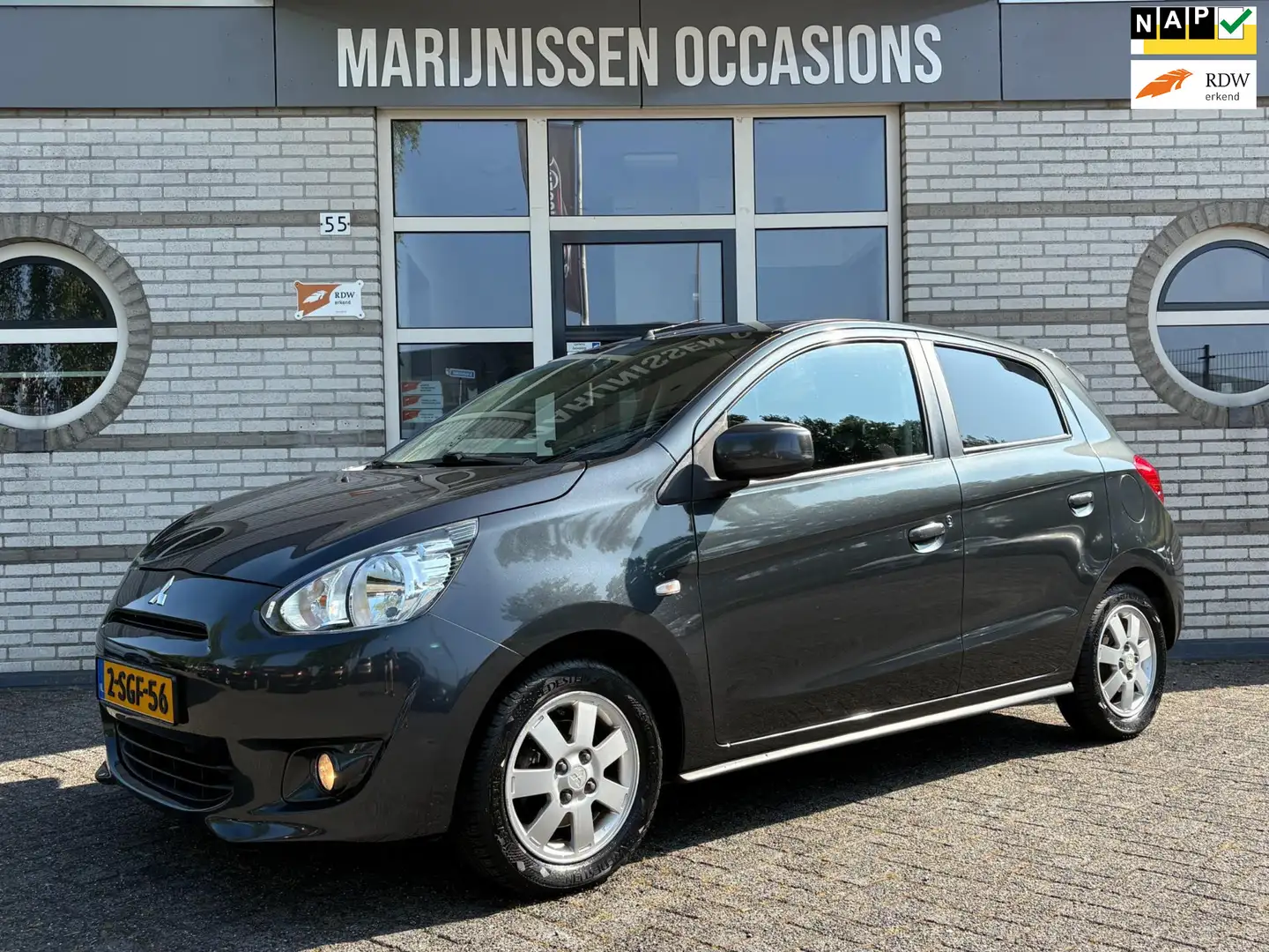 Mitsubishi Space Star 1.2 Instyle |AUTOMAAT,NAVI,CAMERA| Gris - 1