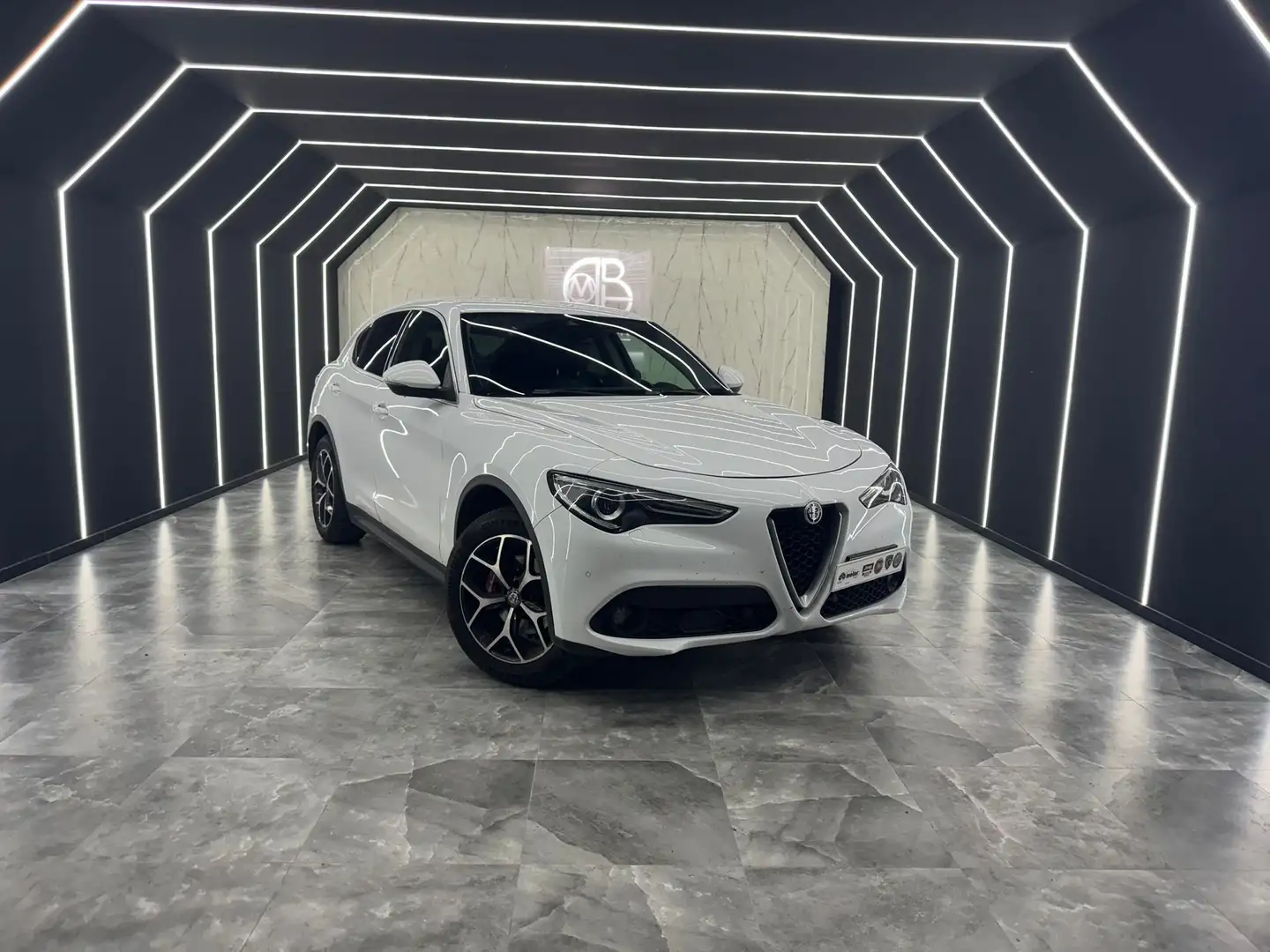 Alfa Romeo Stelvio 2.2 t Super Q4 210cv auto my19 Bianco - 2