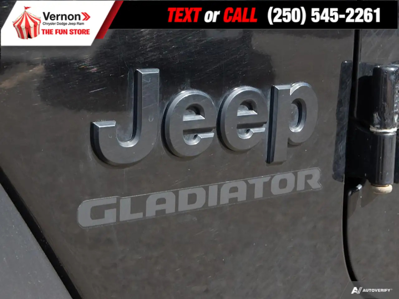 Jeep Gladiator снимка Jeep Gladiator