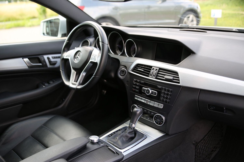 Mercedes-Benz C 250 * CGI*AMG*PANO*MEMORY*PARAMETER*LED*NAV — photo 12