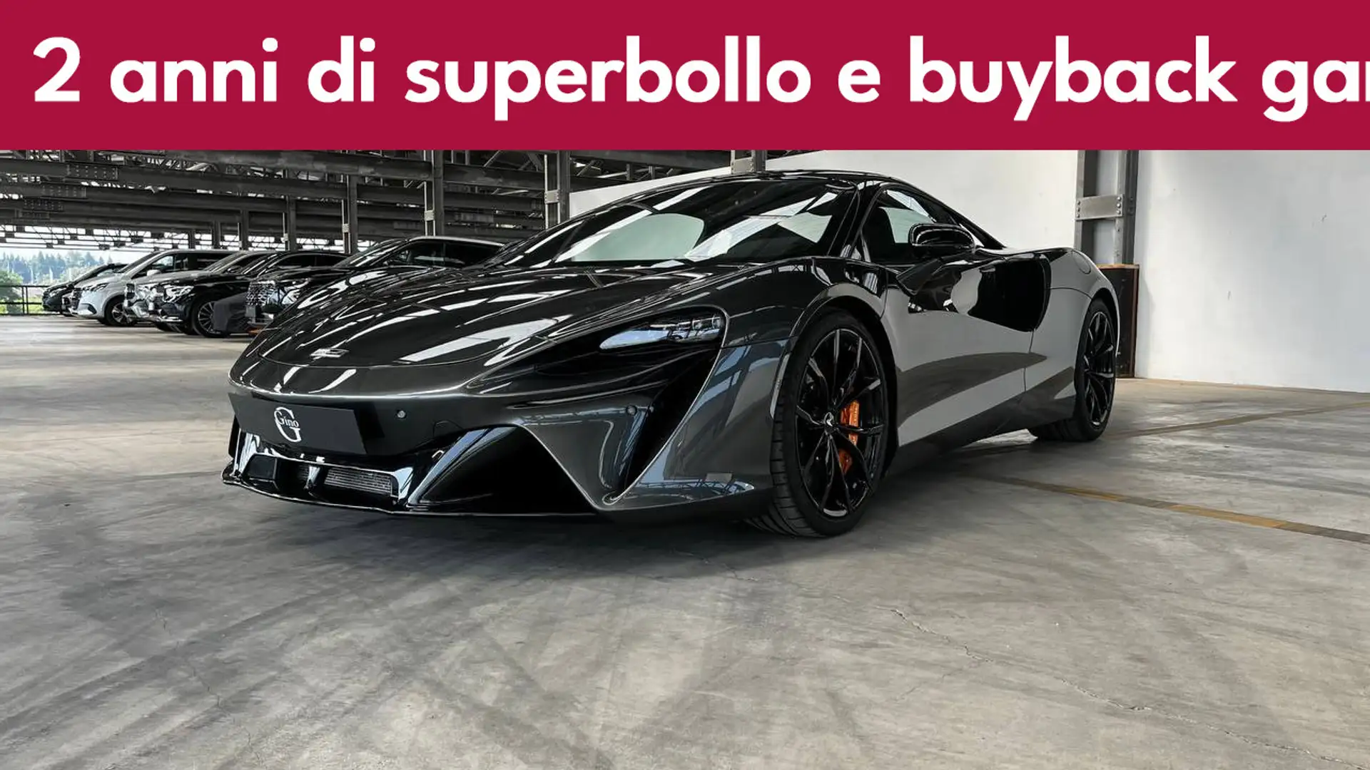 McLaren Artura 3.0 Gris - 1