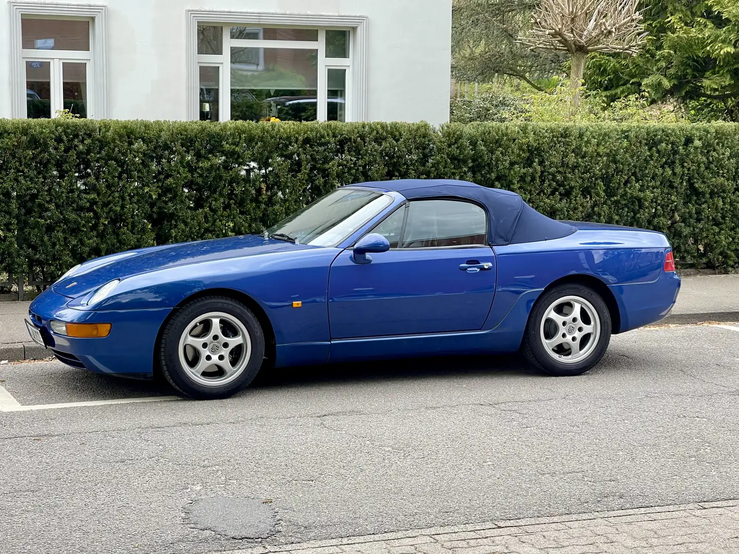 Porsche 968 Cabriolet - 2