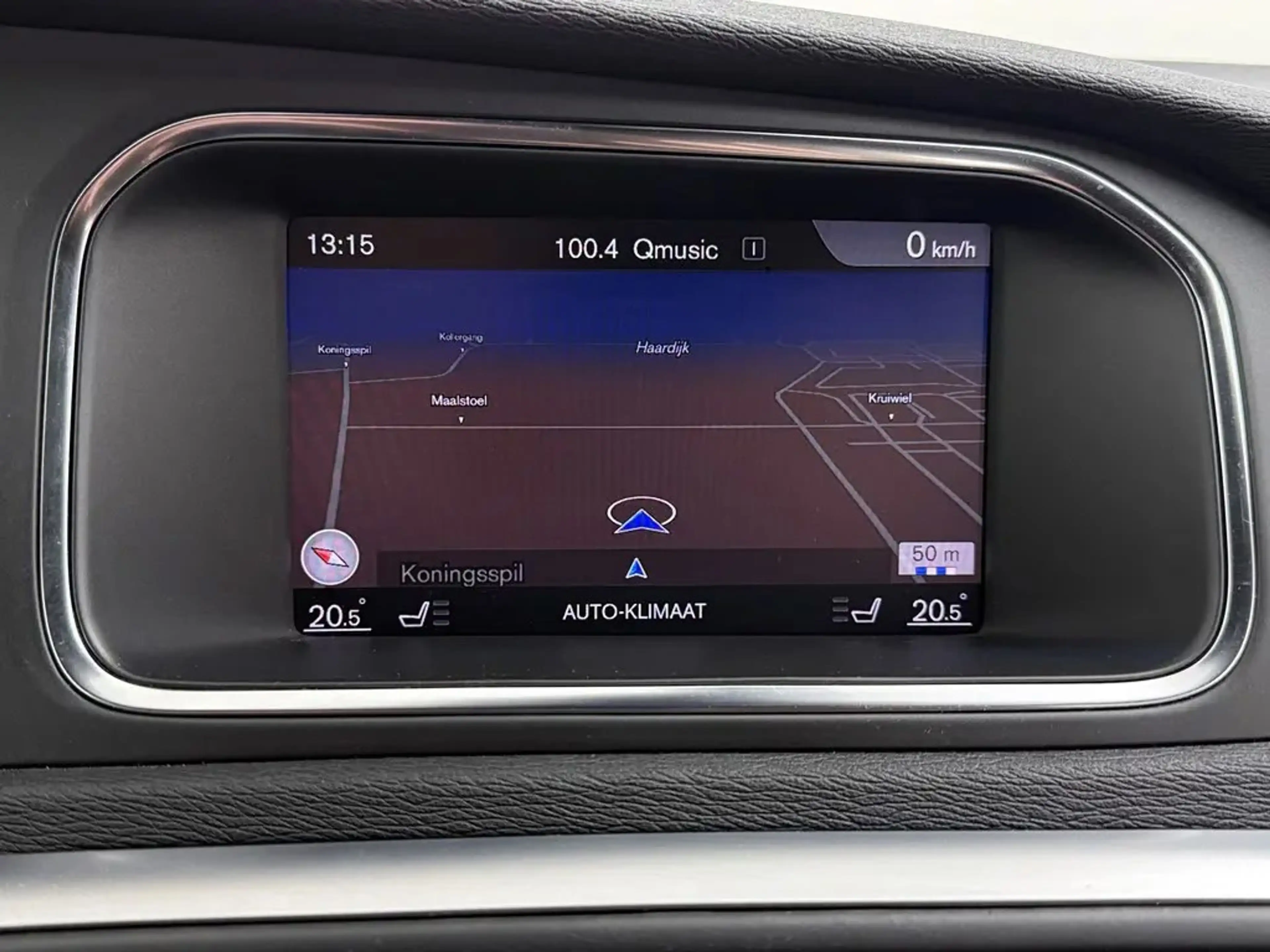 Volvo V40 2.0 T4 190pk Business Sport | Navi | Camera | Trek — photo 6