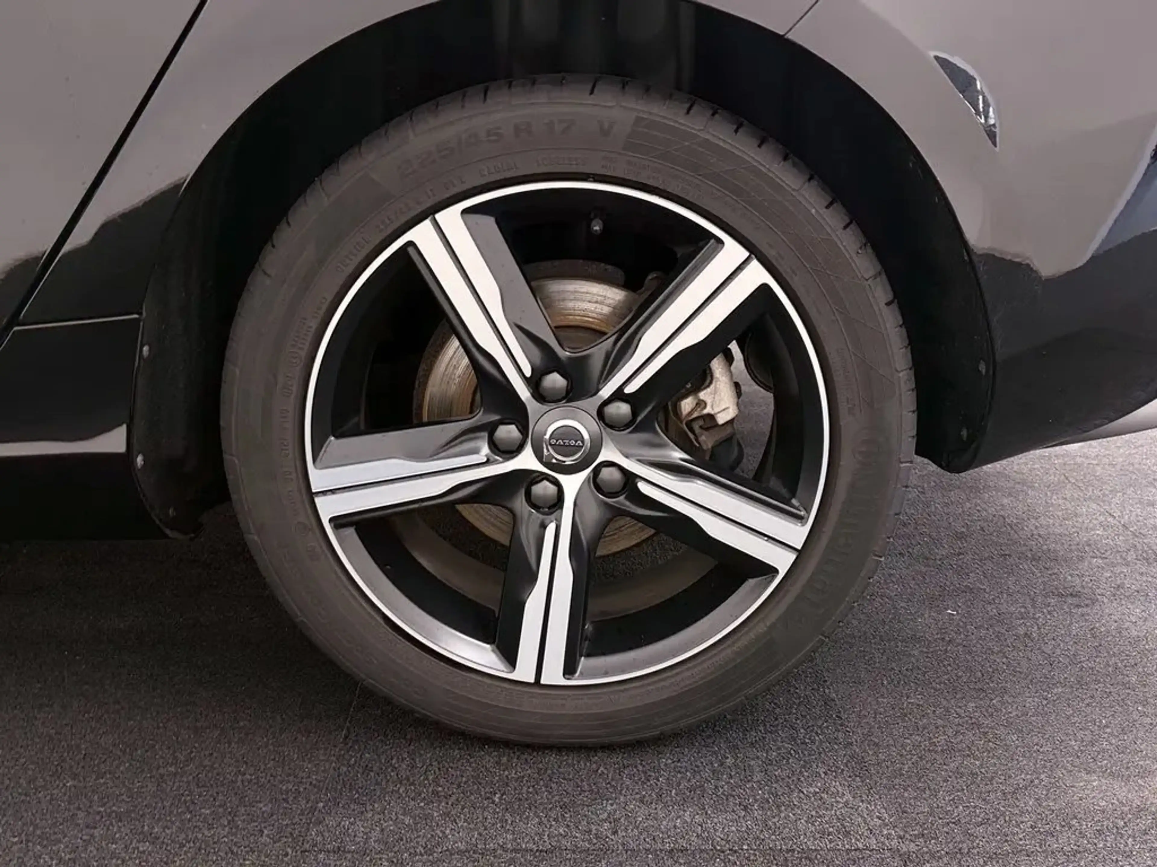 Volvo V40 2.0 T4 190pk Business Sport | Navi | Camera | Trek — photo 18