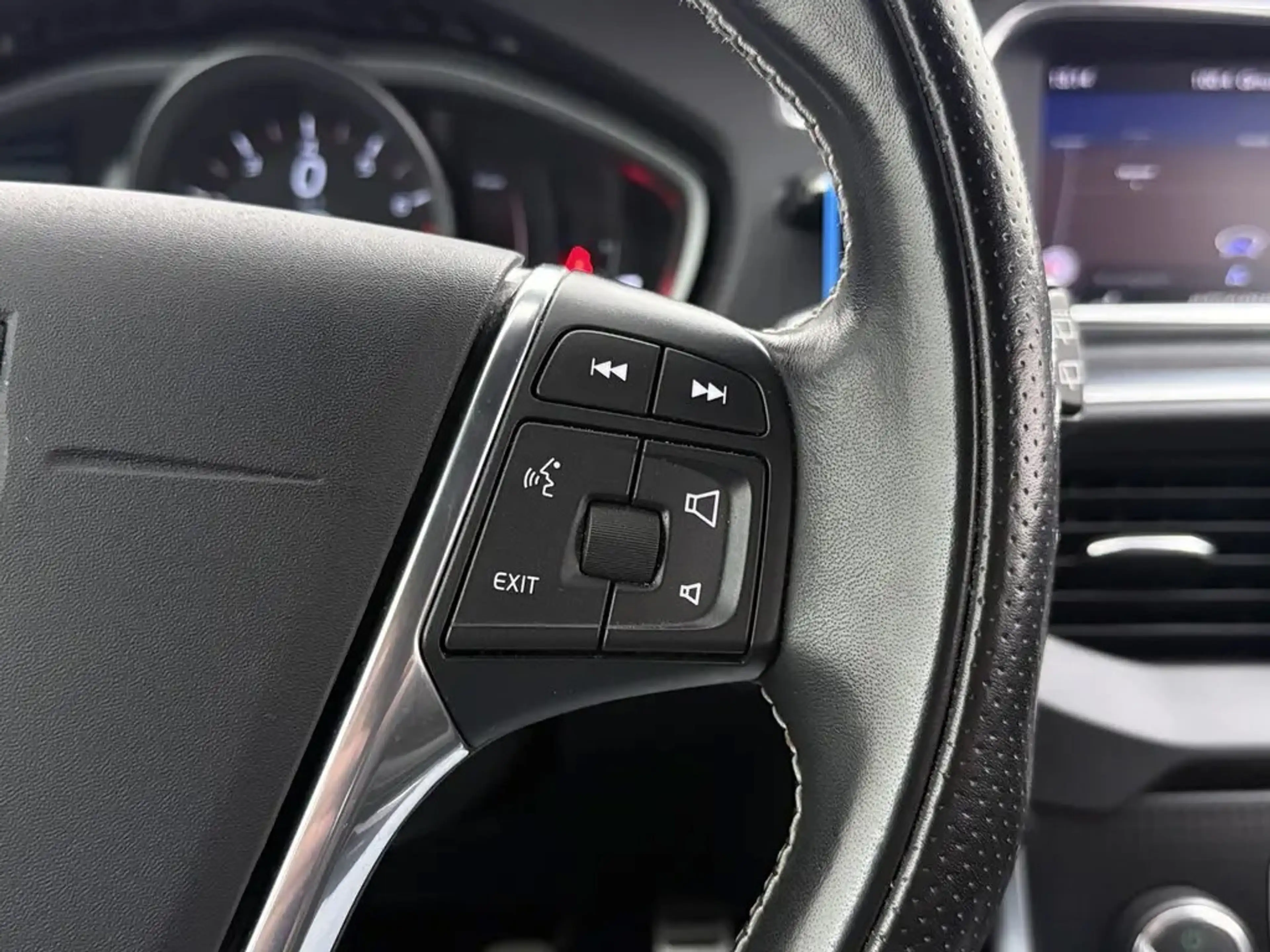 Volvo V40 2.0 T4 190pk Business Sport | Navi | Camera | Trek — photo 5