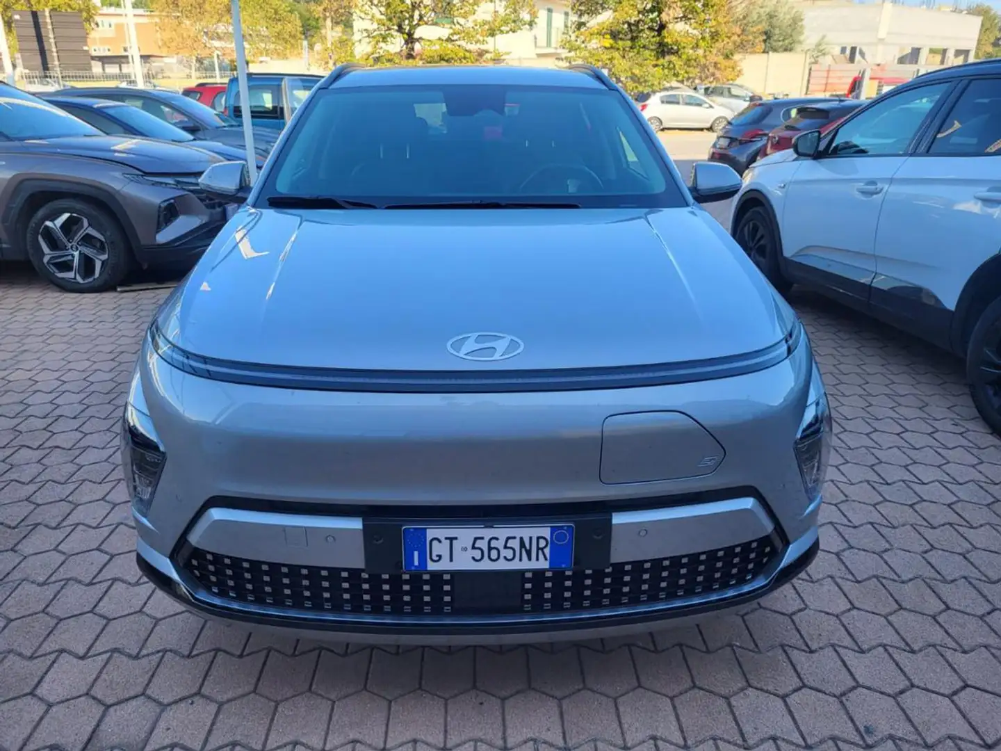 Hyundai KONA EV 64.8 KWh Exclusive Grau - 1